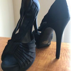 Jessica Simpson 4 inch satin pumps